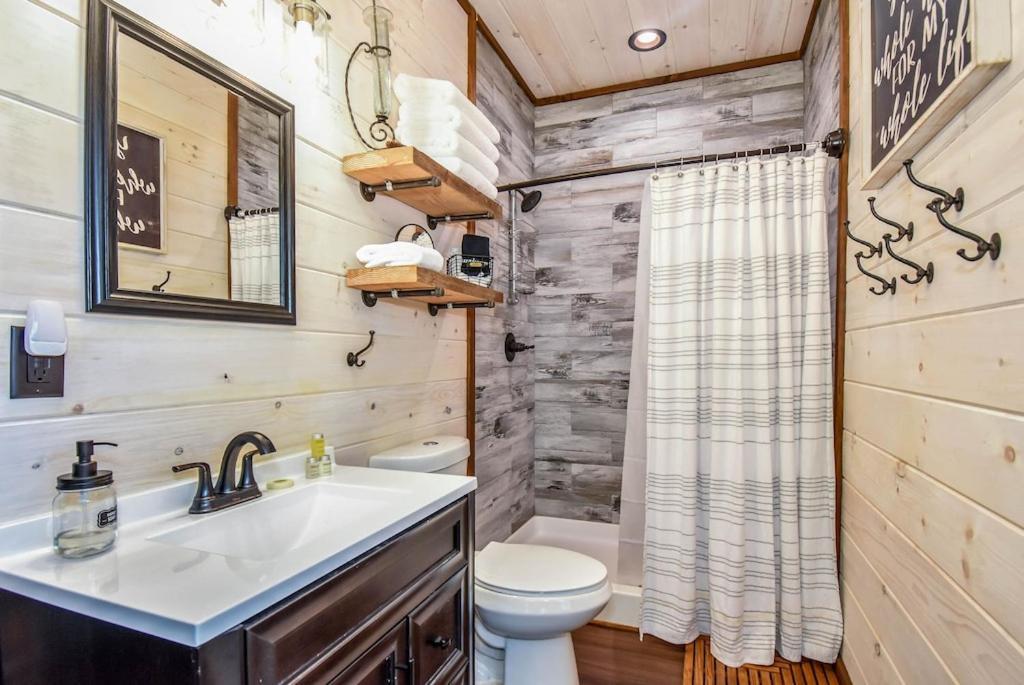 Nordic Mountain Modern Lodge - Family Friendly Luxury Cabin In Walden'S Ridge Sevierville Exterior photo