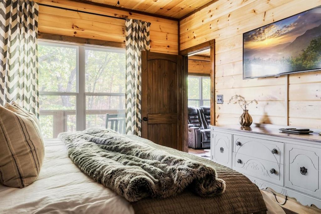 Nordic Mountain Modern Lodge - Family Friendly Luxury Cabin In Walden'S Ridge Sevierville Exterior photo