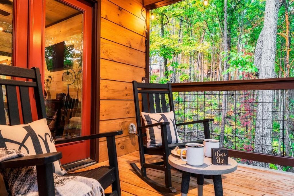 Nordic Mountain Modern Lodge - Family Friendly Luxury Cabin In Walden'S Ridge Sevierville Exterior photo
