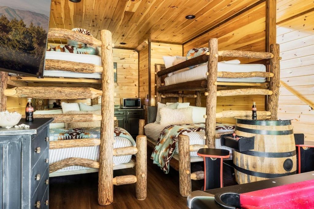 Nordic Mountain Modern Lodge - Family Friendly Luxury Cabin In Walden'S Ridge Sevierville Exterior photo